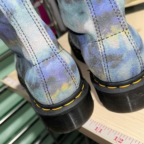 Dr‎ Martens boots 1460 Pascal Tie Dye Blue Pattern Boot size 6 moto boho - Image 4
