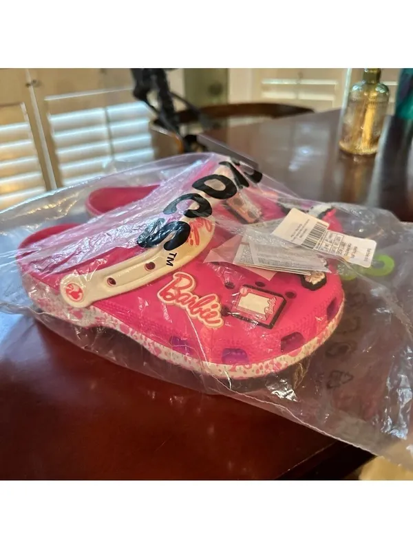 Crocs Unisex‑Adult Barbie Classic Clogs – Size 8 NWT - Image 2