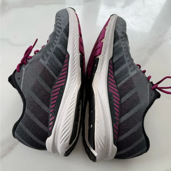 Brooks Women's Athletic Shoes in Gray and Pink - Image 6