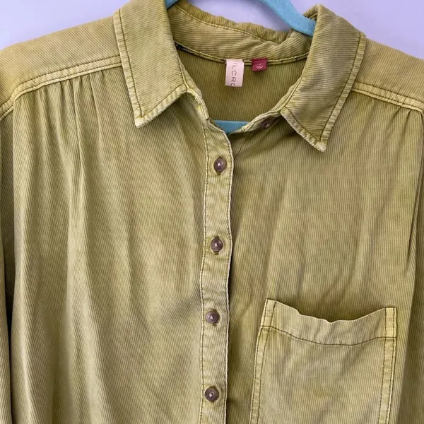 Pilcro button down shirt.  Size S - Image 3
