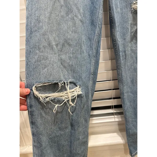 Levi's SilverTab 94 Baggy Jeans Womens 27 Light Wash Distressed Ripped Denim 90s - Image 4