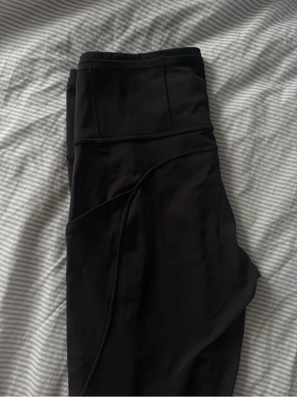 Lululemon Fast and Free 25” Women’s Black High-Rise Performance Leggings - Image 8