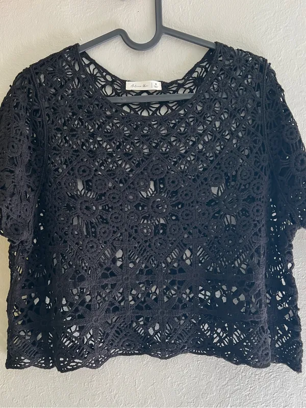 Active USA Black Crochet Lace Crop Top Size M Sheer Boho 100% Cotton - Image 2