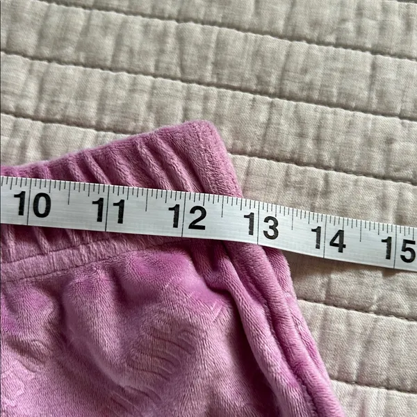 Juicy Couture Y2k velour pull on logo retro booty shorts light purple small - Image 5