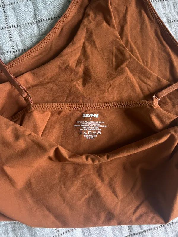 Skims Fits Everybody Cami Bodysuit🐻🍂 - Image 4