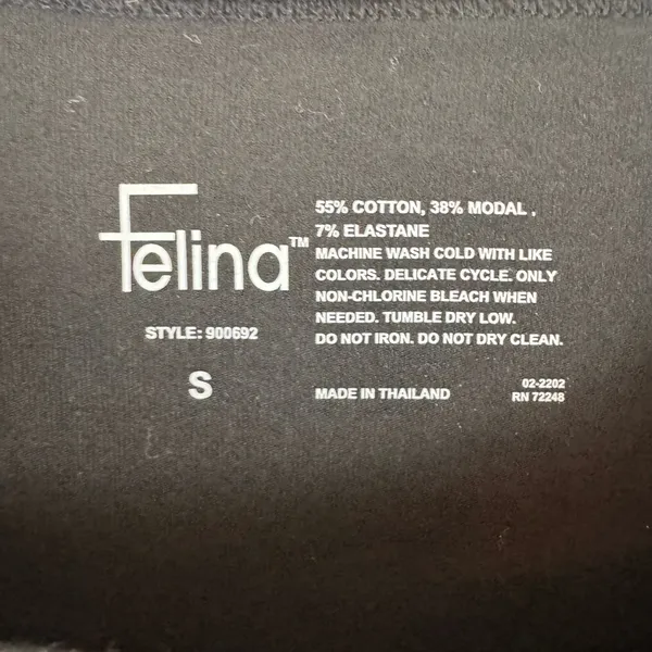 Felina Black Side Shirred Maternity Tee Small - Image 4