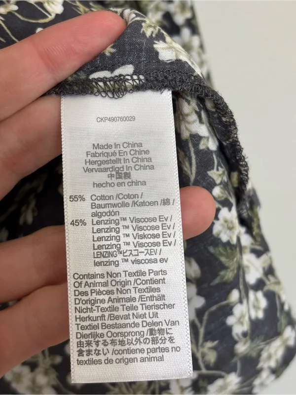 Madewell Easy Long-Sleeve Popover Shirt in Dark Pavement Floral - Size M - Image 6