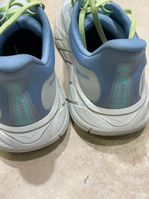 Hoka Arahi 7 Sneakers - Image 4