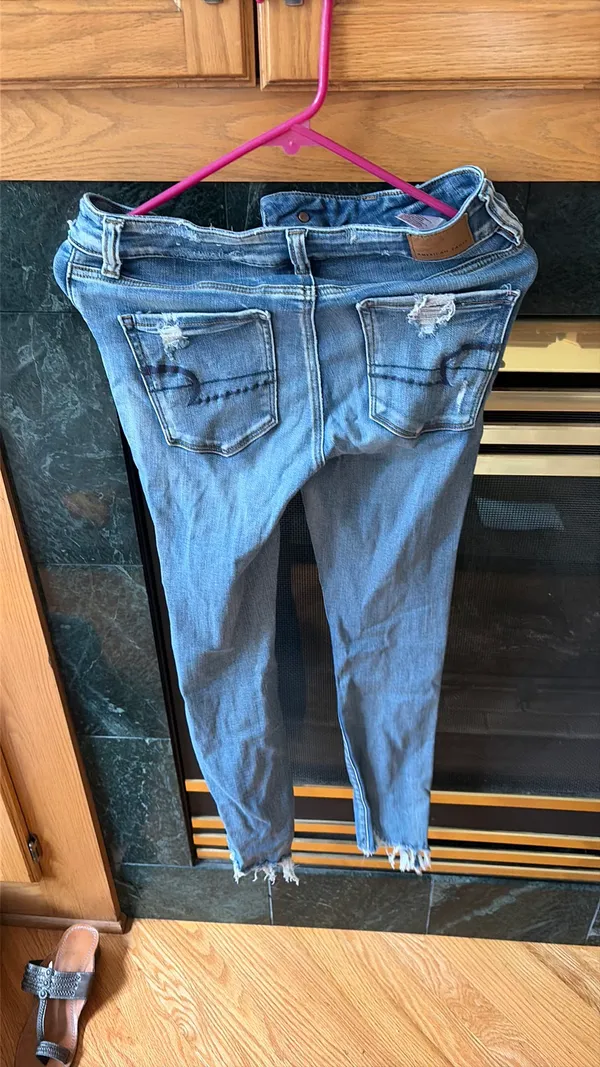 American Eagle Jeans - Image 2