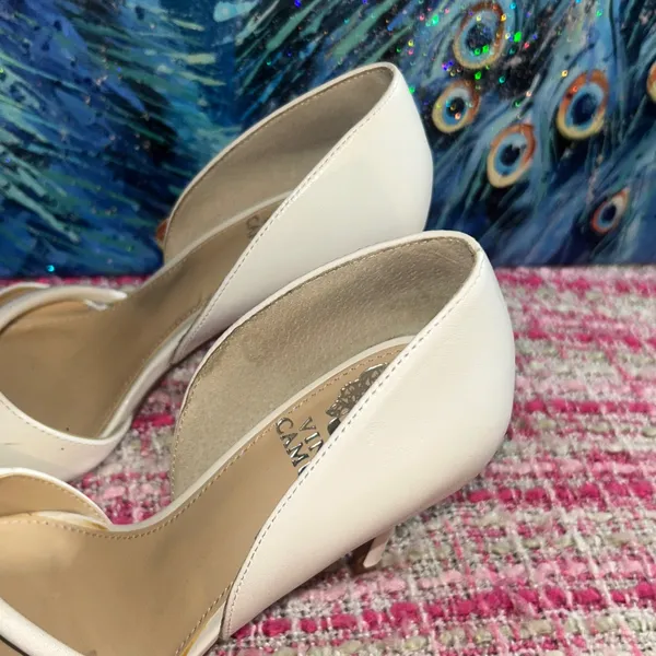 Vince Camuto Size 6 Cream Heels - Image 8