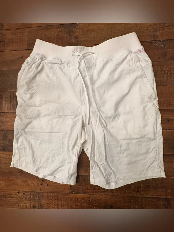 LULU🍋 Pace Breaker Athletic Shorts‎ - Image 2