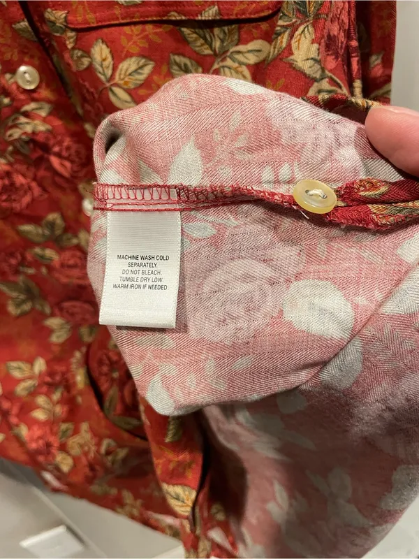 Cute rose wine cottagecore flowy blouse vintage 90s button front classic twee - Image 6