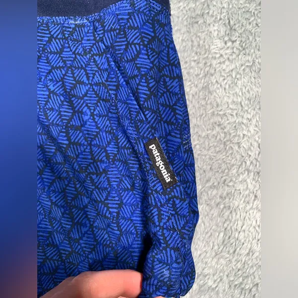 Patagonia Blue Patterned skort medium - Image 4