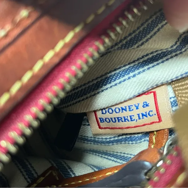Dooney & Bourke Black Wayfarer Letter Carrier Small Crossbody Purse - Image 10