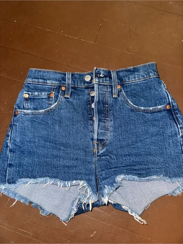 Levi’s 501 High Rise Shorts - Image 4