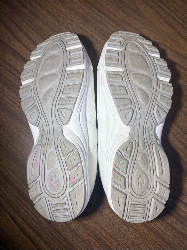 Easy Spirit Size 9 Whirlwinds Comfort Slip On Shoes White - Image 6