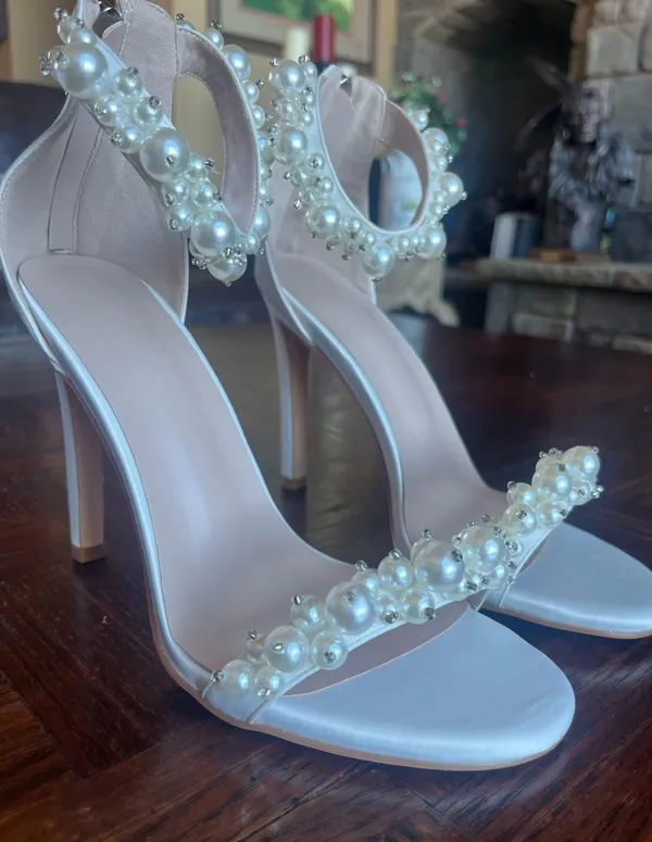 Amazon yowmns White Women's Heeled Sandals Pearl Decoration Open Toe Stiletto Heels Wedding Sexy Back Zipper Cover Pumps Evening Party Shoes Handmade Elegant High Heels Summer - Image 4