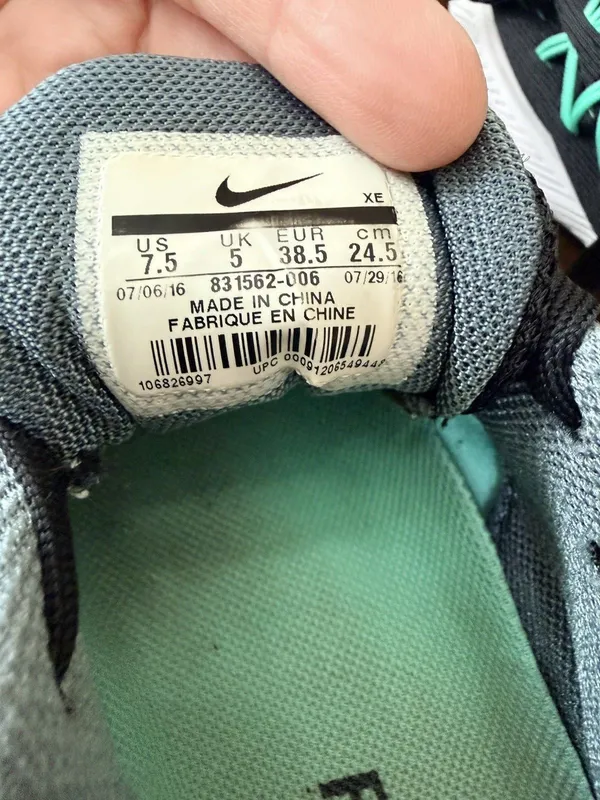 Nike Zoom winflo 3 black turquoise running sneakers women's 7.5 - Image 6