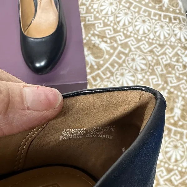 Clarks Women's Classic Black Leather Pumps - Image 4
