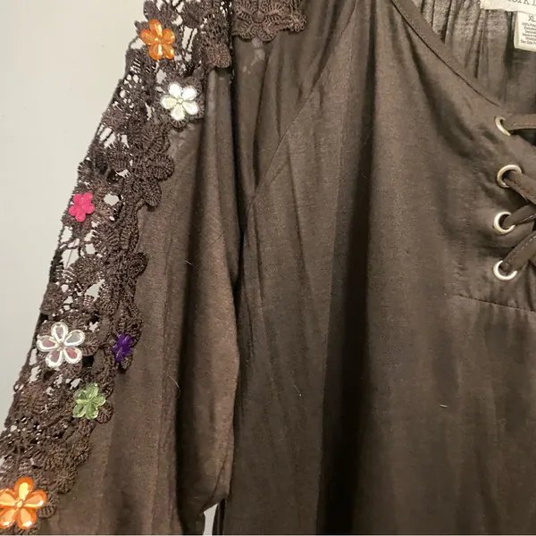 New York Laundry Womens Sheer Top Blouse XL Brown Lace Sleeves Jeweled Flowers - Image 6