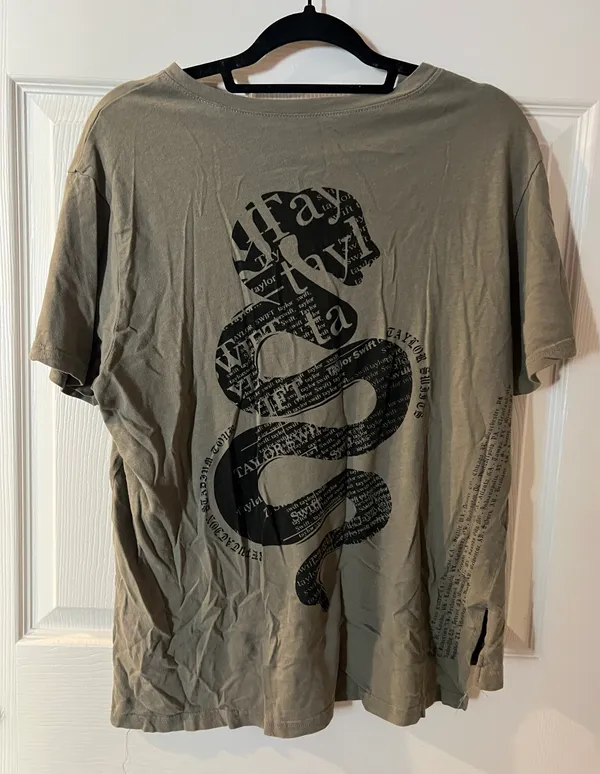 Taylor Swift Reputation Tour Tee - Image 2