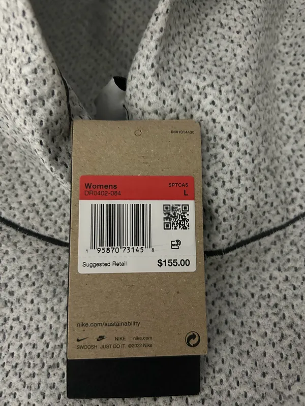 Nike Therma-Fit Hoodie NWT - Image 8