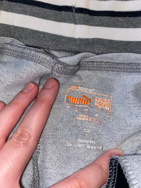 Puma Y2K Activewear Crop Capri Pants - Image 3