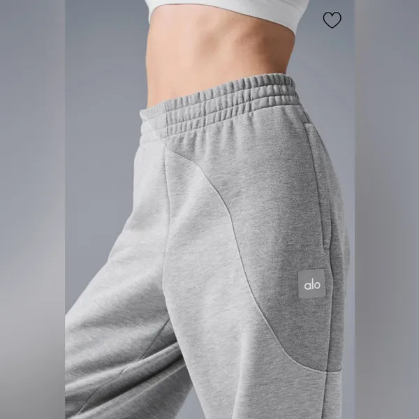 ALO Yoga NWOT Make Waves Sweatpants Joggers Athletic Heathered Grey Tonal Size S - Image 3