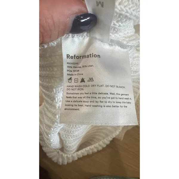 Reformation white ribbed knit sleeveless tank top size medium - Image 4