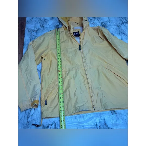 GAP Yellow Hooded Windbreaker zip up rain jacket coat size medium - Image 7