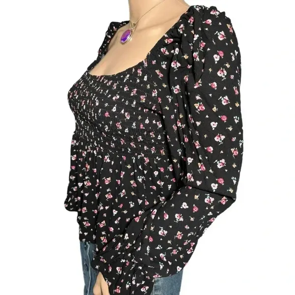 Daisy & Delilah Boho Black Floral Top Smocked Bodice Long Bell Sleeve Women’s M - Image 3