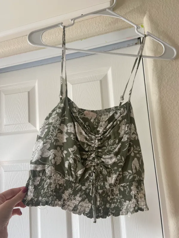 Green And White Floral Tank Top - Image 4