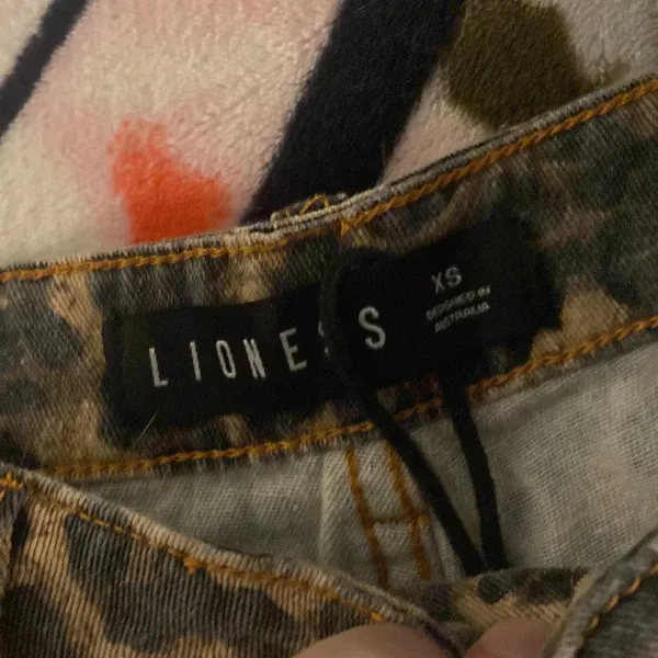 LIONESS NWOT Leopard Print Baggy Jeans - Image 5