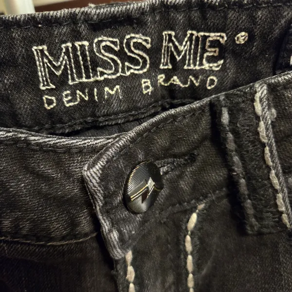 Miss Me Capri Sunny Skinny Black Denim Jeans Size 30 - Image 5