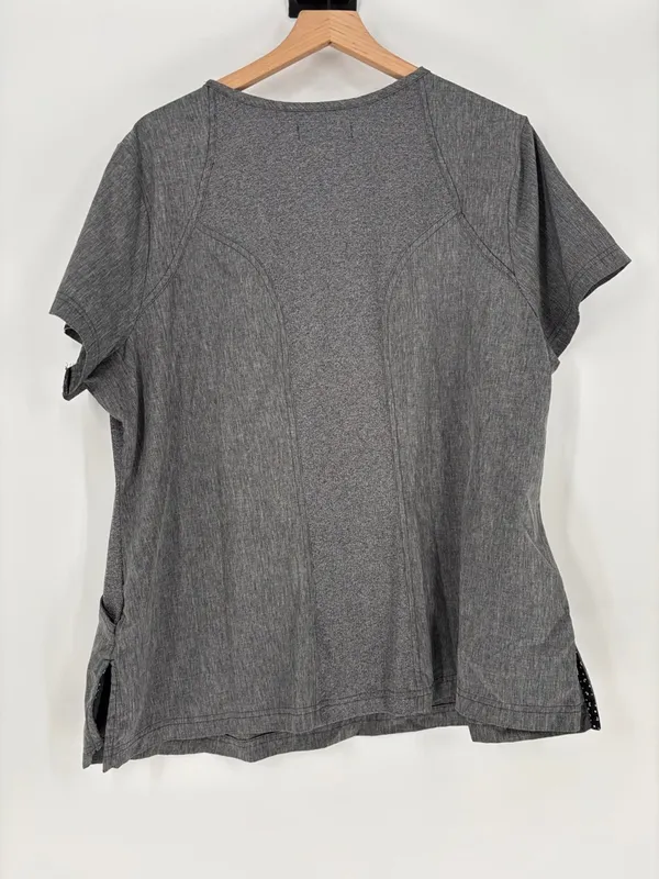 Koi Basics Charlotte scrub top heather gray 2x A - Image 4