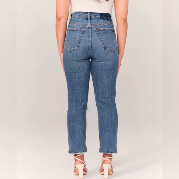 Abercrombie &‎ Fitch Ankle Straight Ultra High Rise Distressed Straight Jeans 27 - Image 2