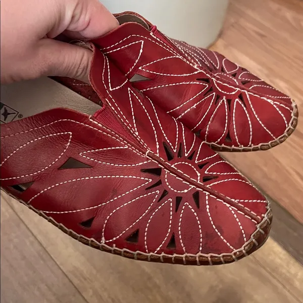 Pikolinos‎ Jerez Floral Leather Cut-Out Detail Moccasin Loafers Red 37 (7) - Image 7