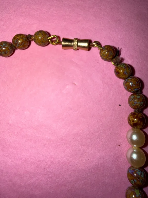 Glass Bead Necklace Brown - Image 2