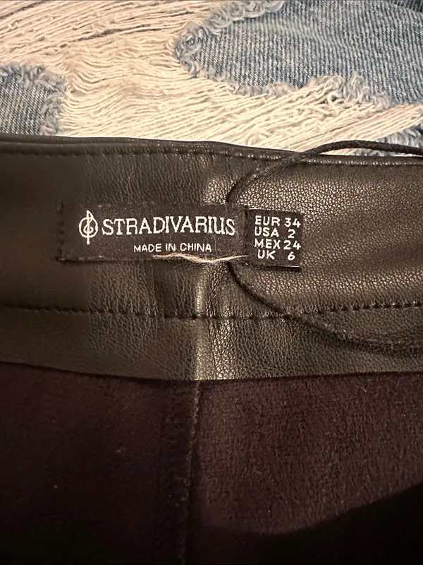 Stradivarius Black Faux Leather High-Waist Shorts - Image 3