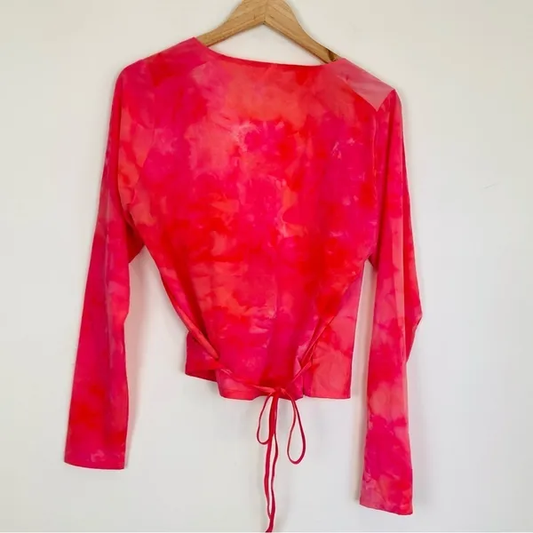Outdoor Voices Tissue Wrap top in bright pink tie dye. New with tags. Size Large - Image 9