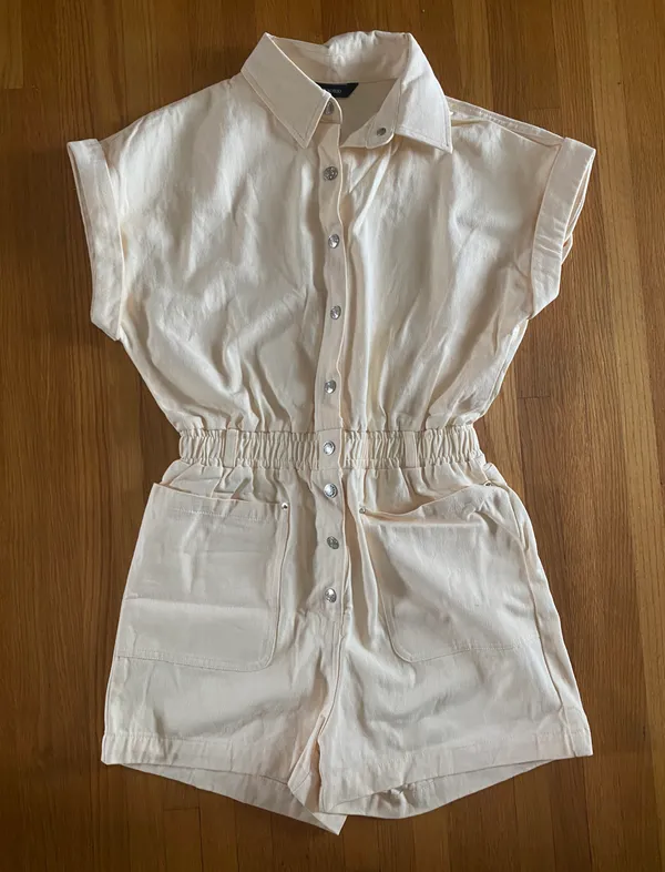NWOT Womens Romper White - Image 2