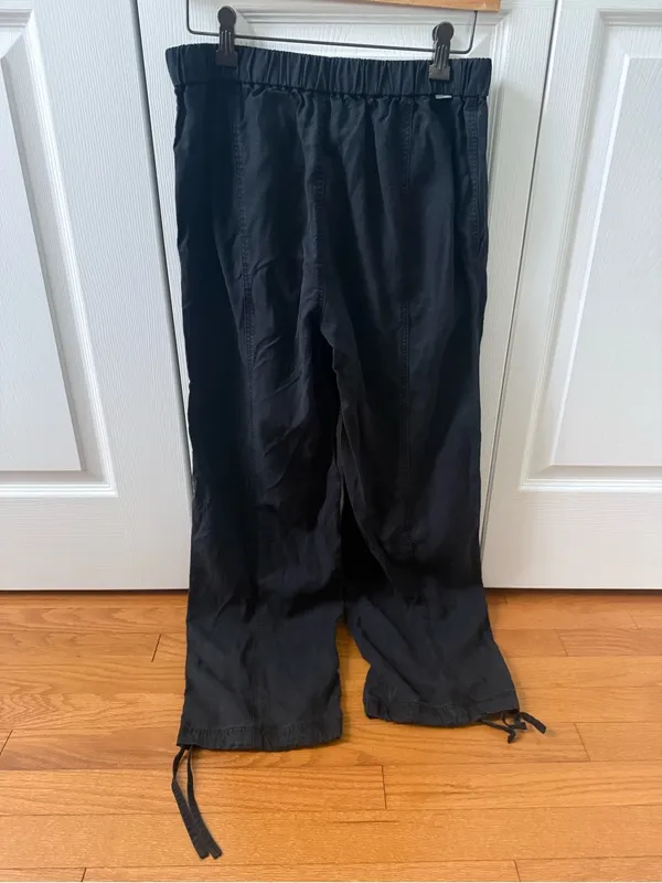 Vuori Coastline Wide Leg Pants in Black - Image 3