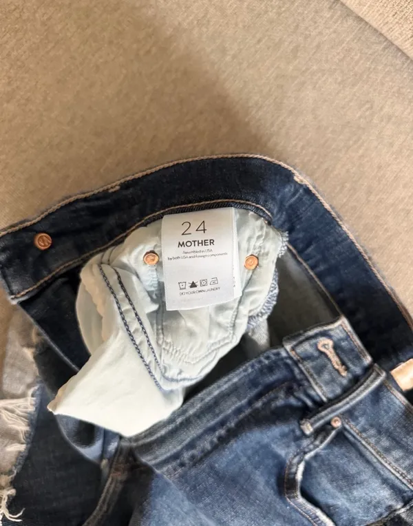 MOTHER Denim Shorts - Image 4