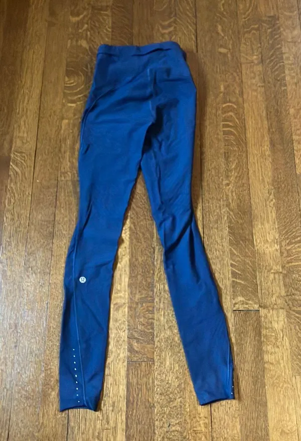 Lululemon Leggings 28” - Image 2