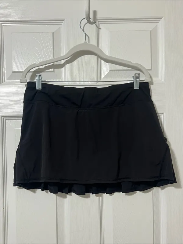 Lululemon Run Pace Setter Skirt Black Size 8 - Image 2