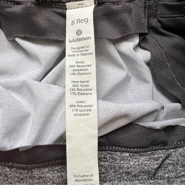 Lululemon Hotty Hot Short II 2.5" Heather Lux Multi Black Heathered Black Size 8 - Image 8