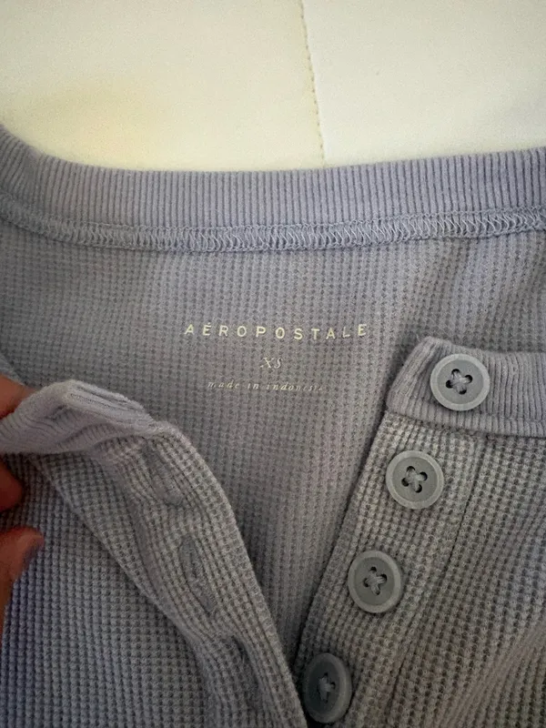 Areo Aerosoft Cropped Sweatshirt - Image 2
