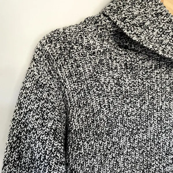 Abercrombie &‎ Fitch black white knit turtleneck sweater women's size large - Image 2