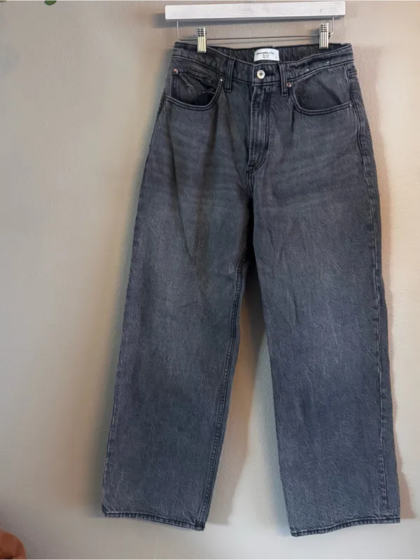 ABERCROMBIE Loose HR‎ Denim - Image 2