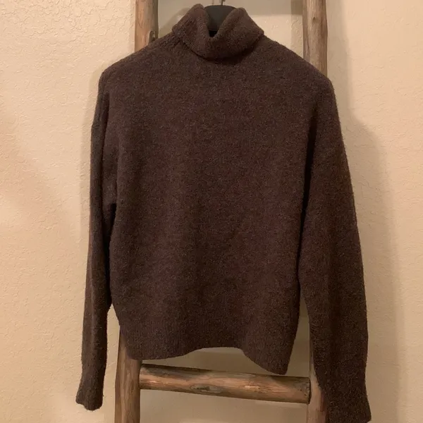 Green Turtlneck Sweater Wool Blend - Image 8